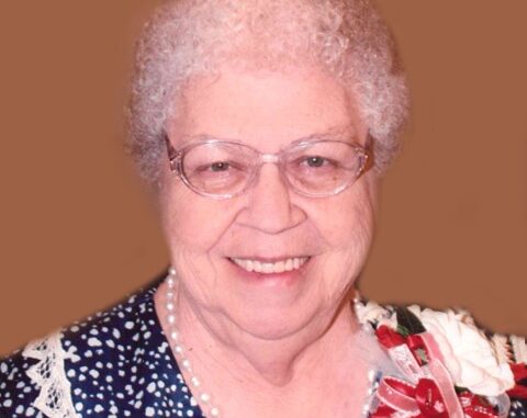 Photo Sandell Betty 8x10