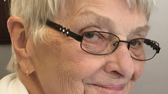 Marion Marie Jullie JPEG
