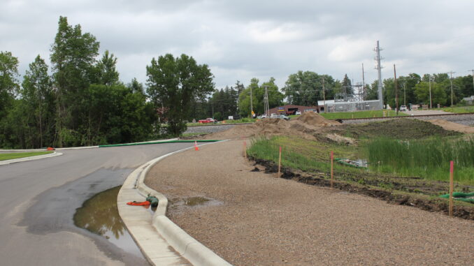 Poplar crossing